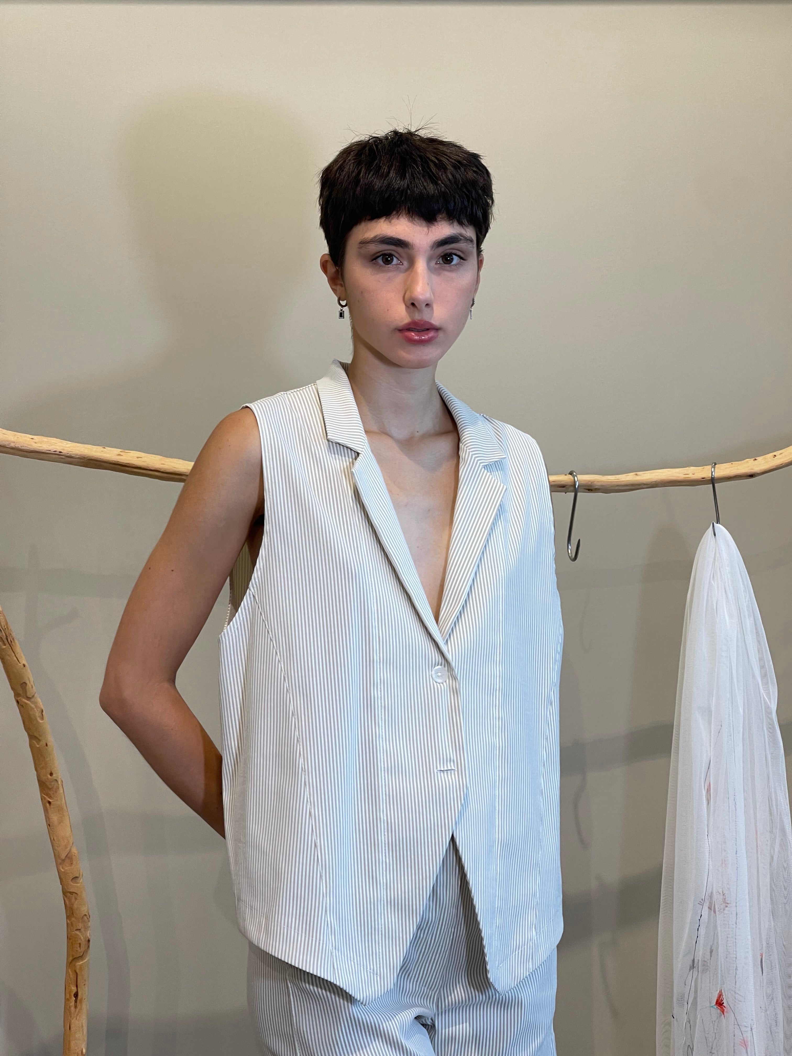 TAMMY VEST JACKET