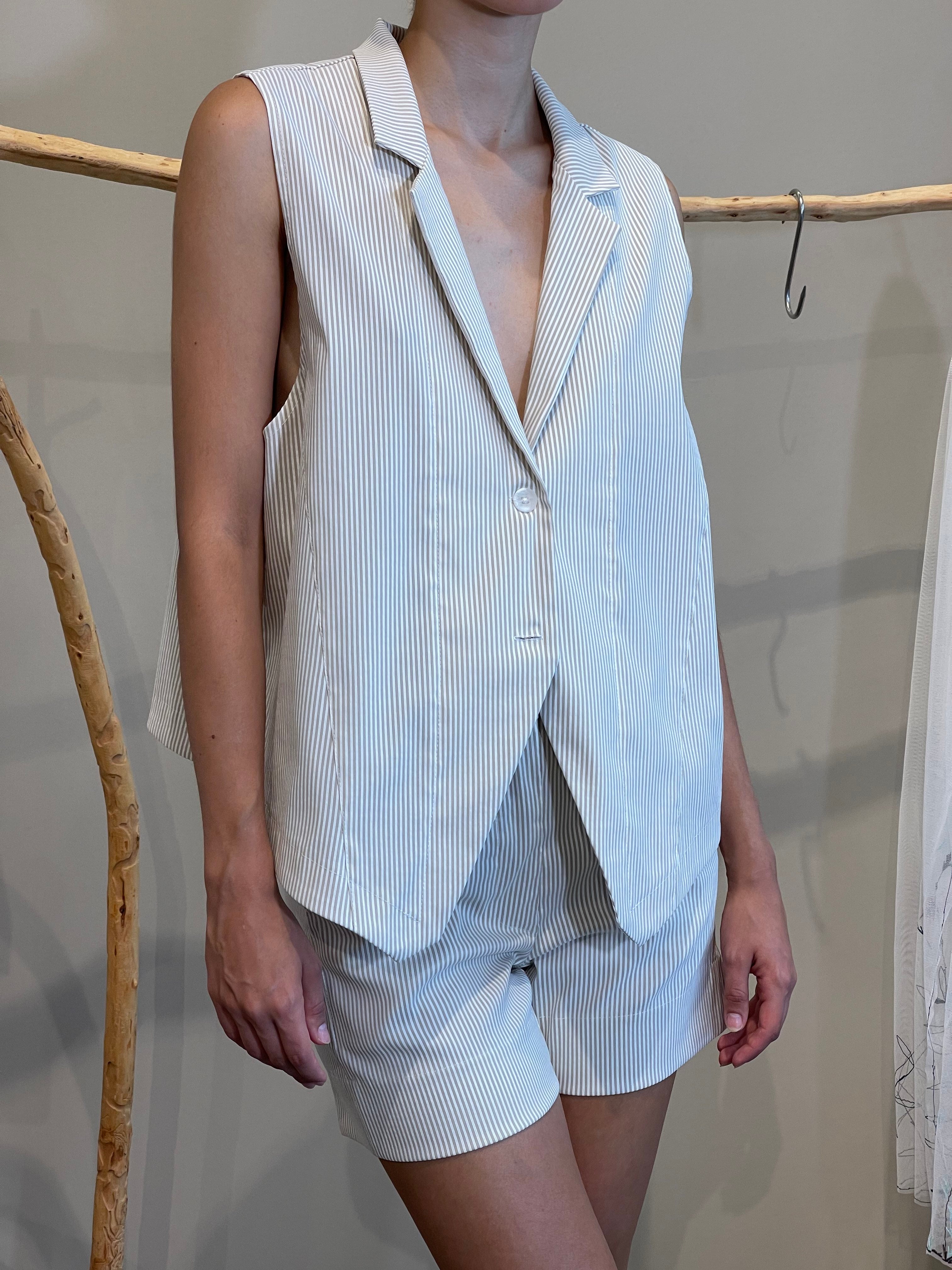 TAMMY VEST JACKET