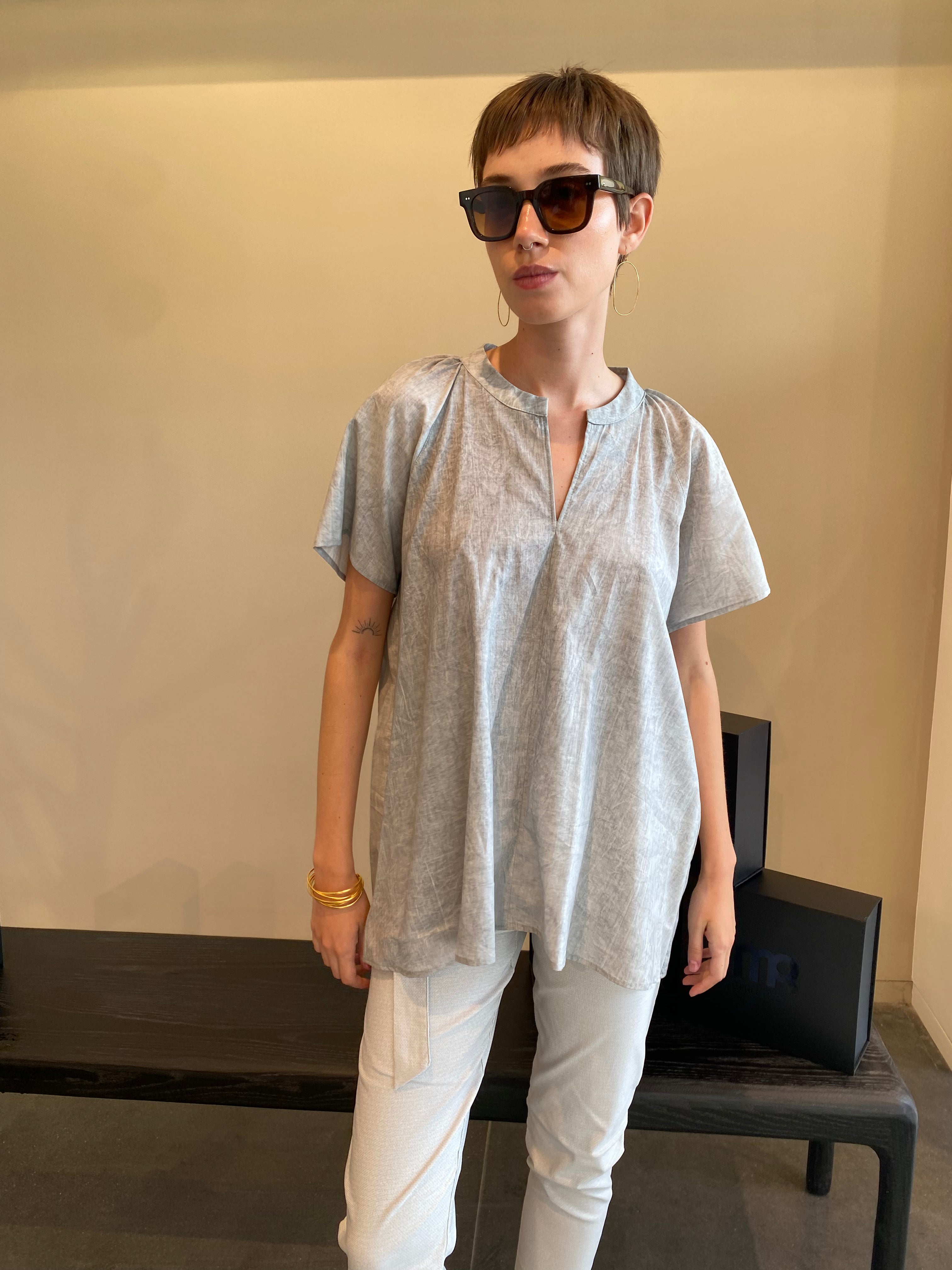 DELTA SHIRT