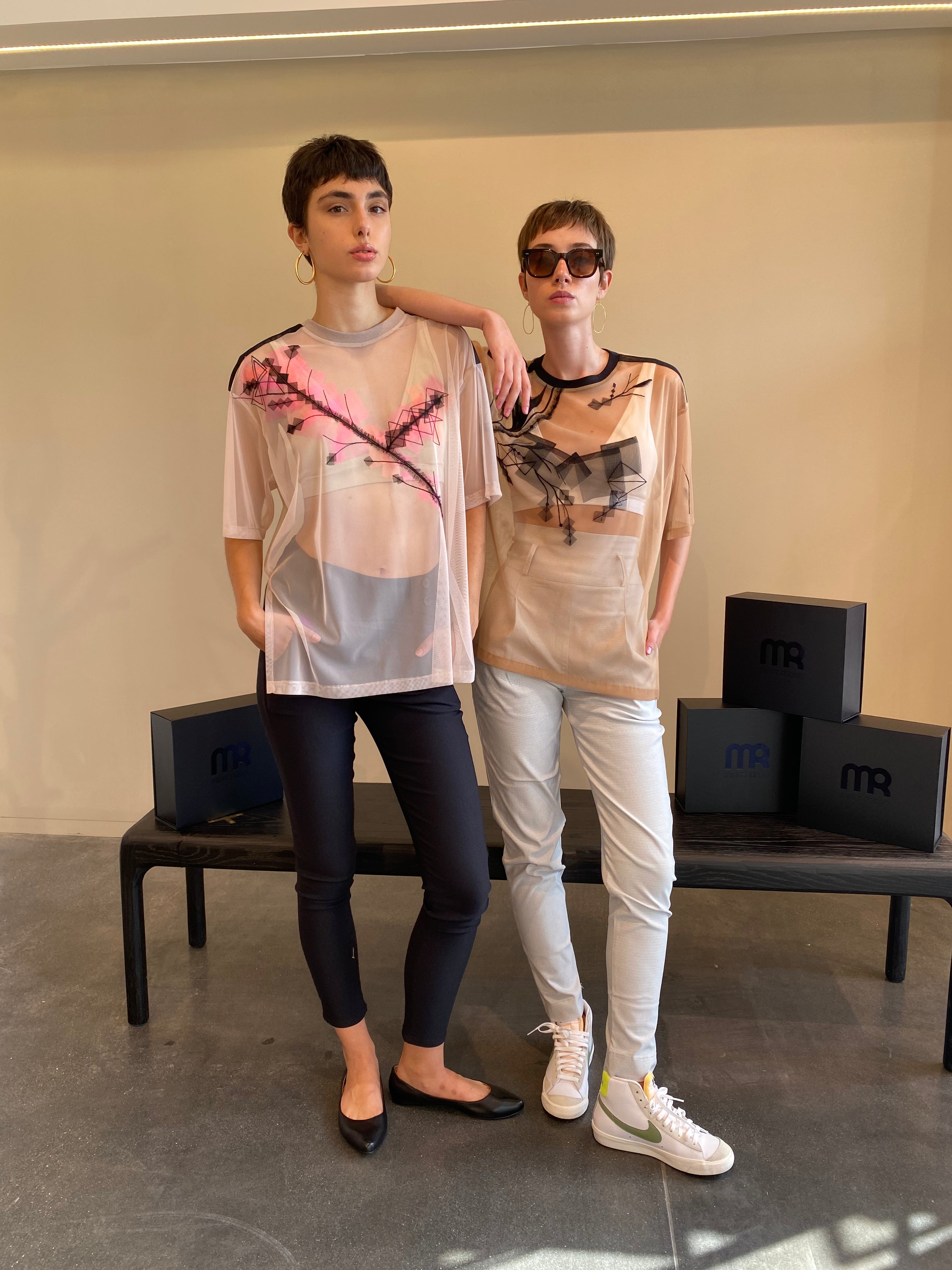 BAILEY EMB SHIRT