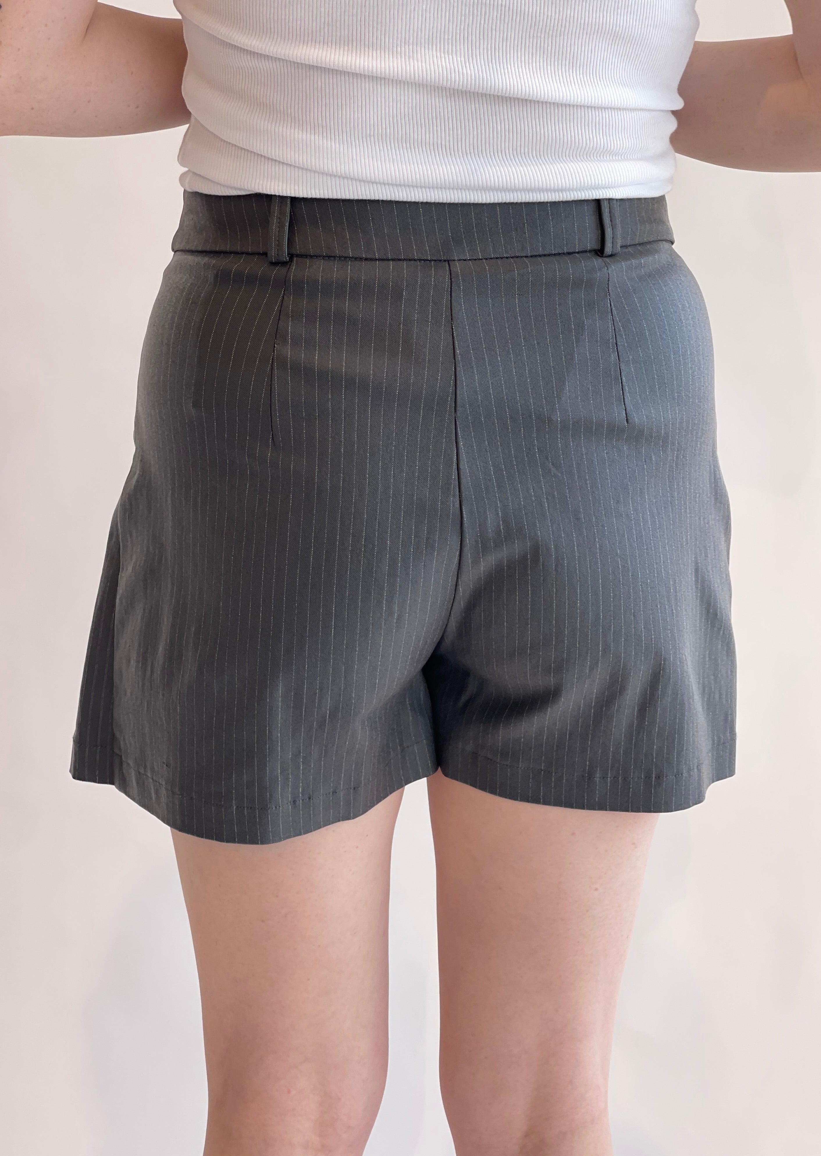 ETHAN SHORT PANTS