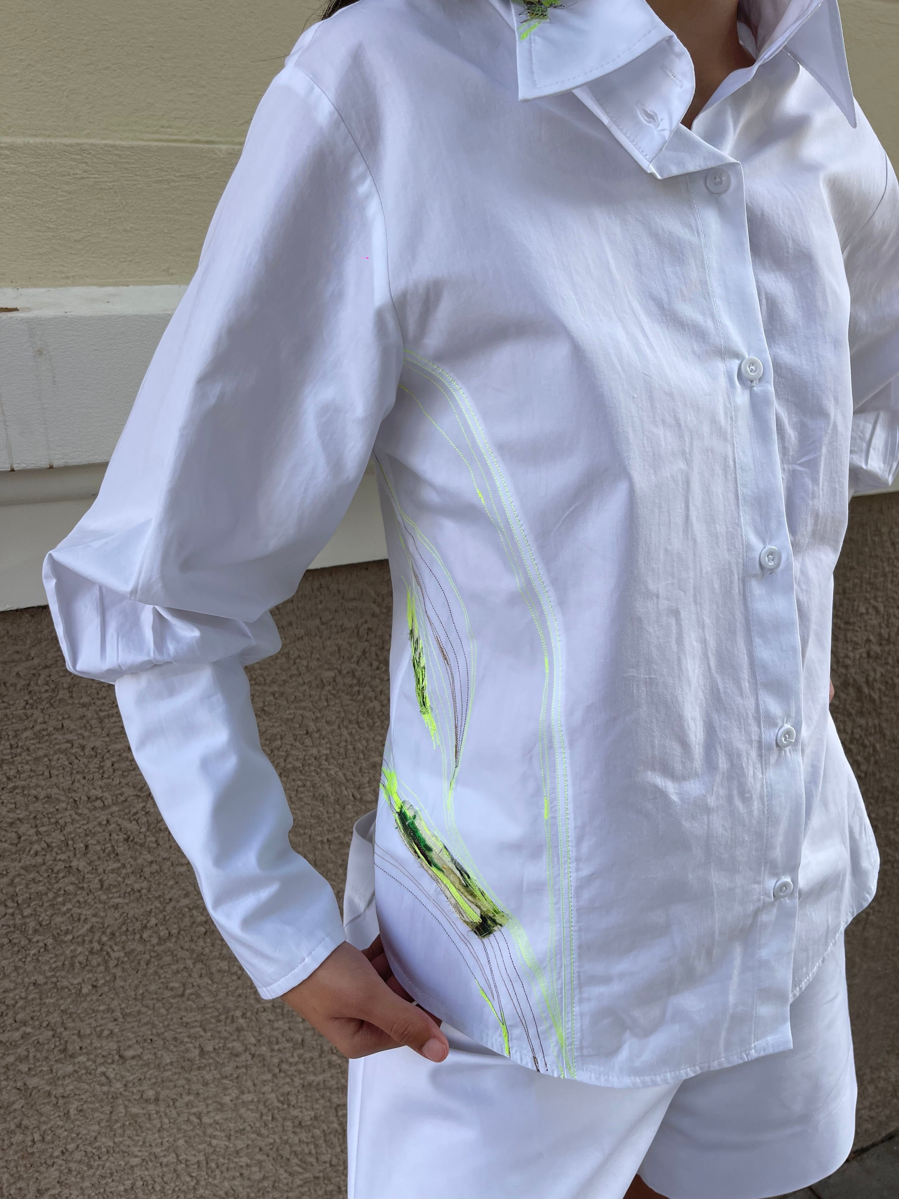 SOPHIE LONG EMB SHIRT