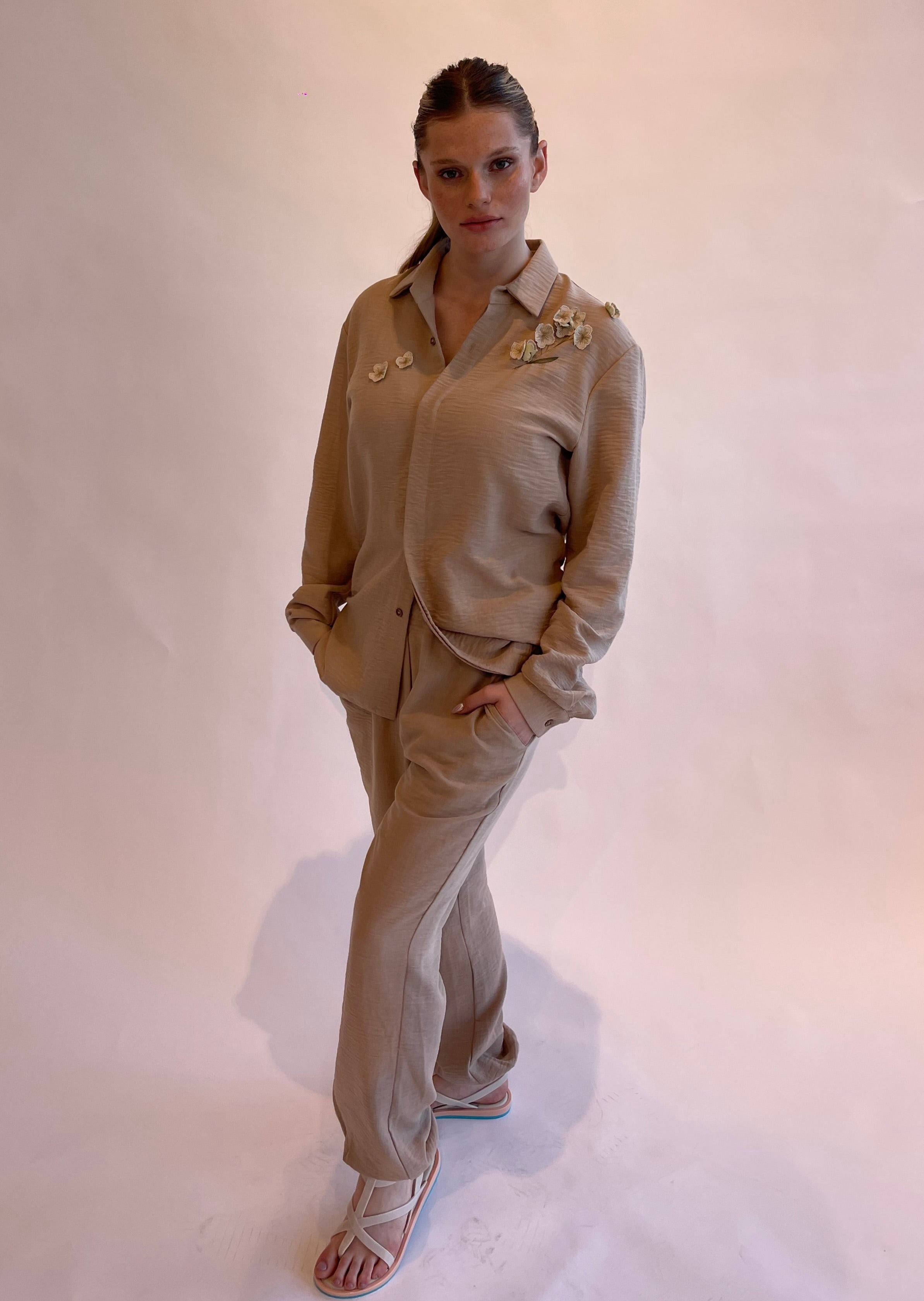 MAGGIE EMB SHIRT